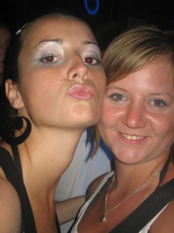 i/Kranj/Absolvent08/07-BlackWhiteParty/absolvent 1927.jpg_640.jpg